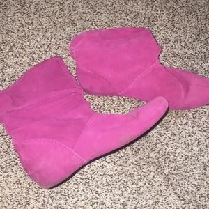 Pink slouch booties